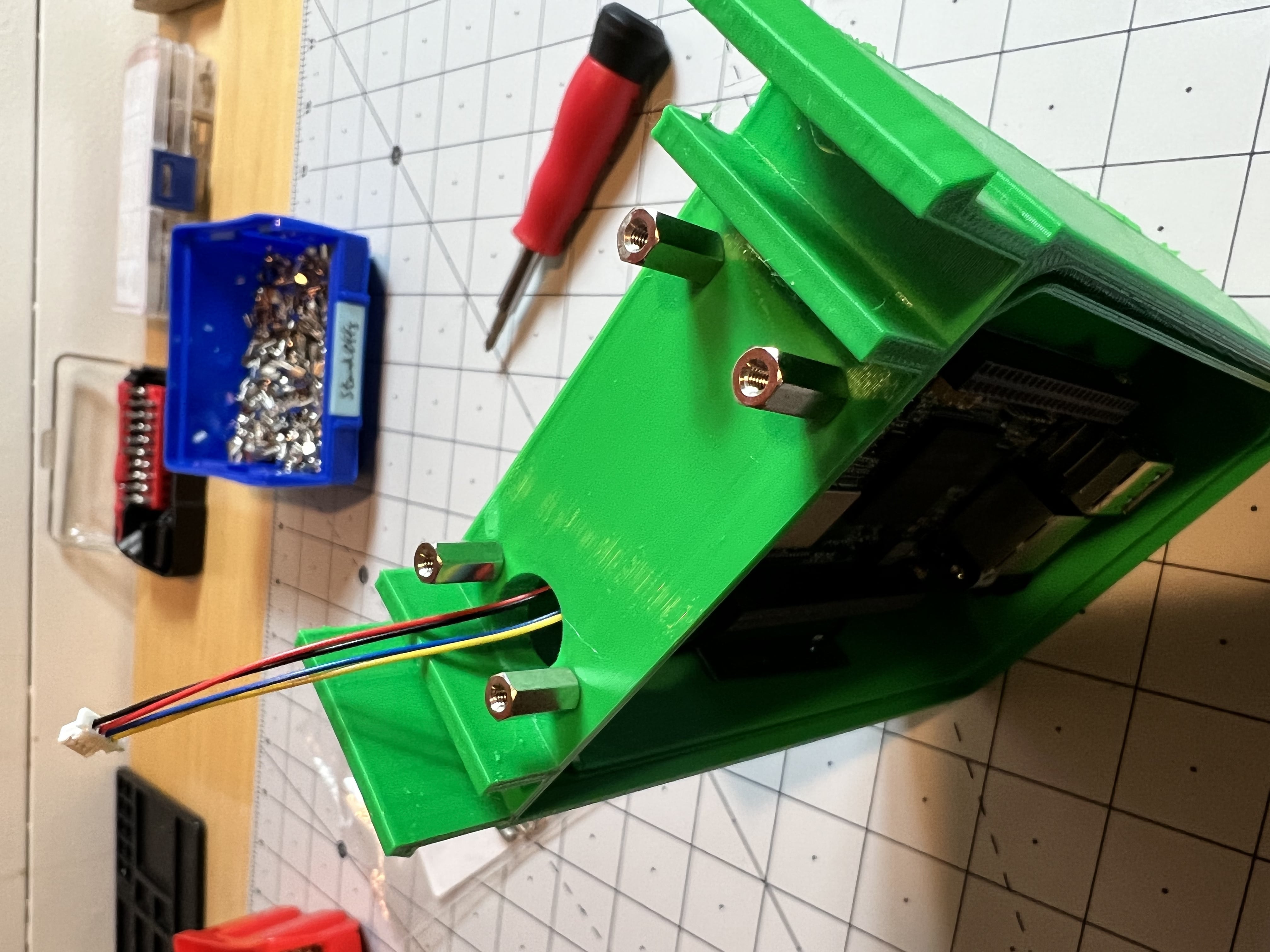 Add mounts for the CO2 sensor